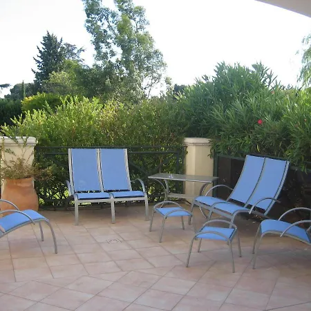 Apartment Avenue Beau Rivage - 2 Carqueiranne